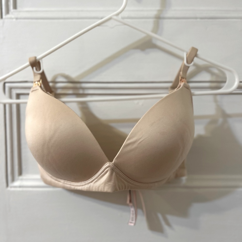 Victoria secret 34DD Bra EUC